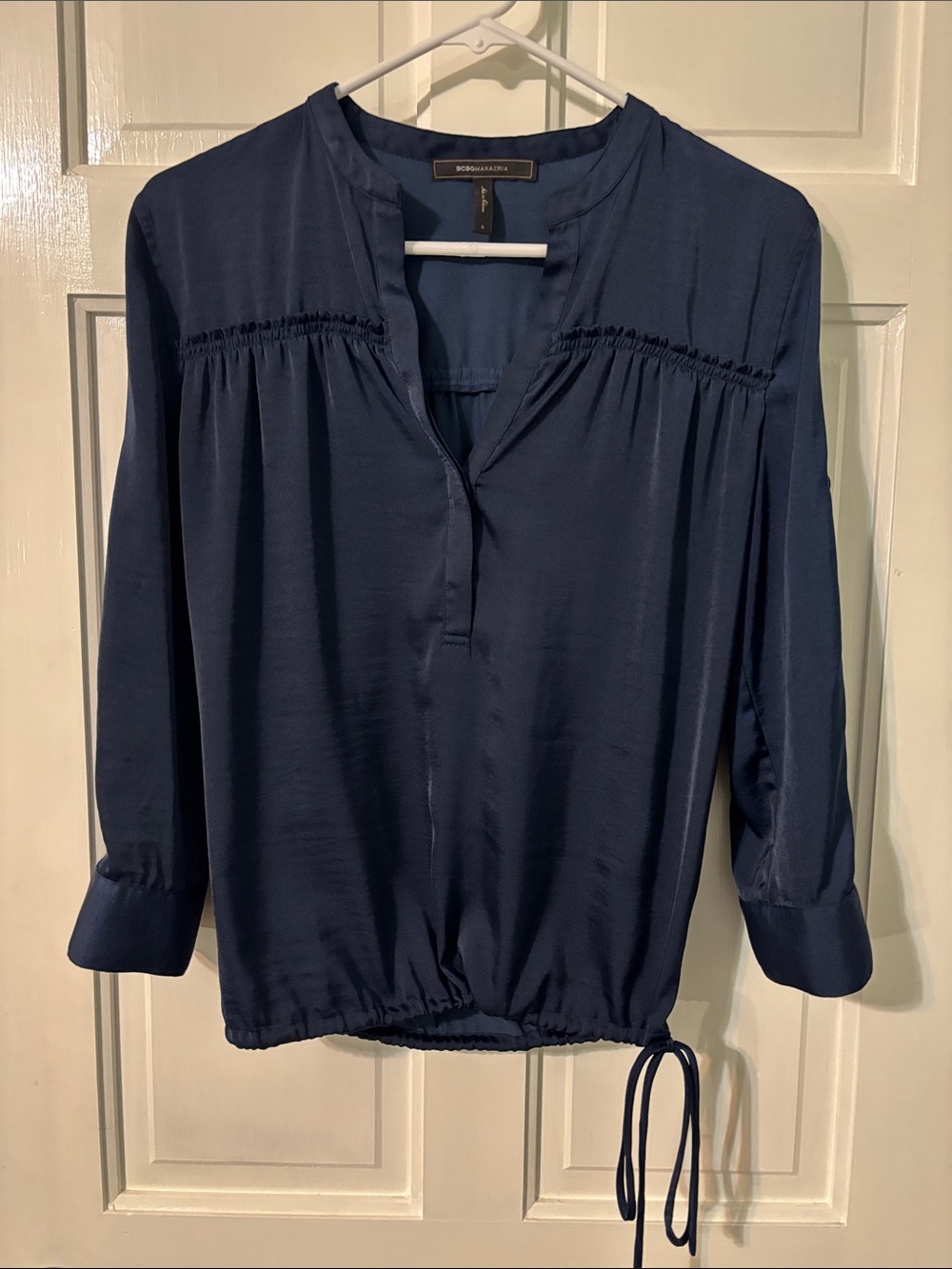 BCBG Blouse Navy Satin V-Neck Drawstring Waist Small 3/4 Sleeve